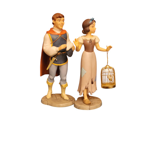 WDCC Walt Disney Classics Snow White Prince I'm Wishing for the One I Love Box - Picture 13 of 16